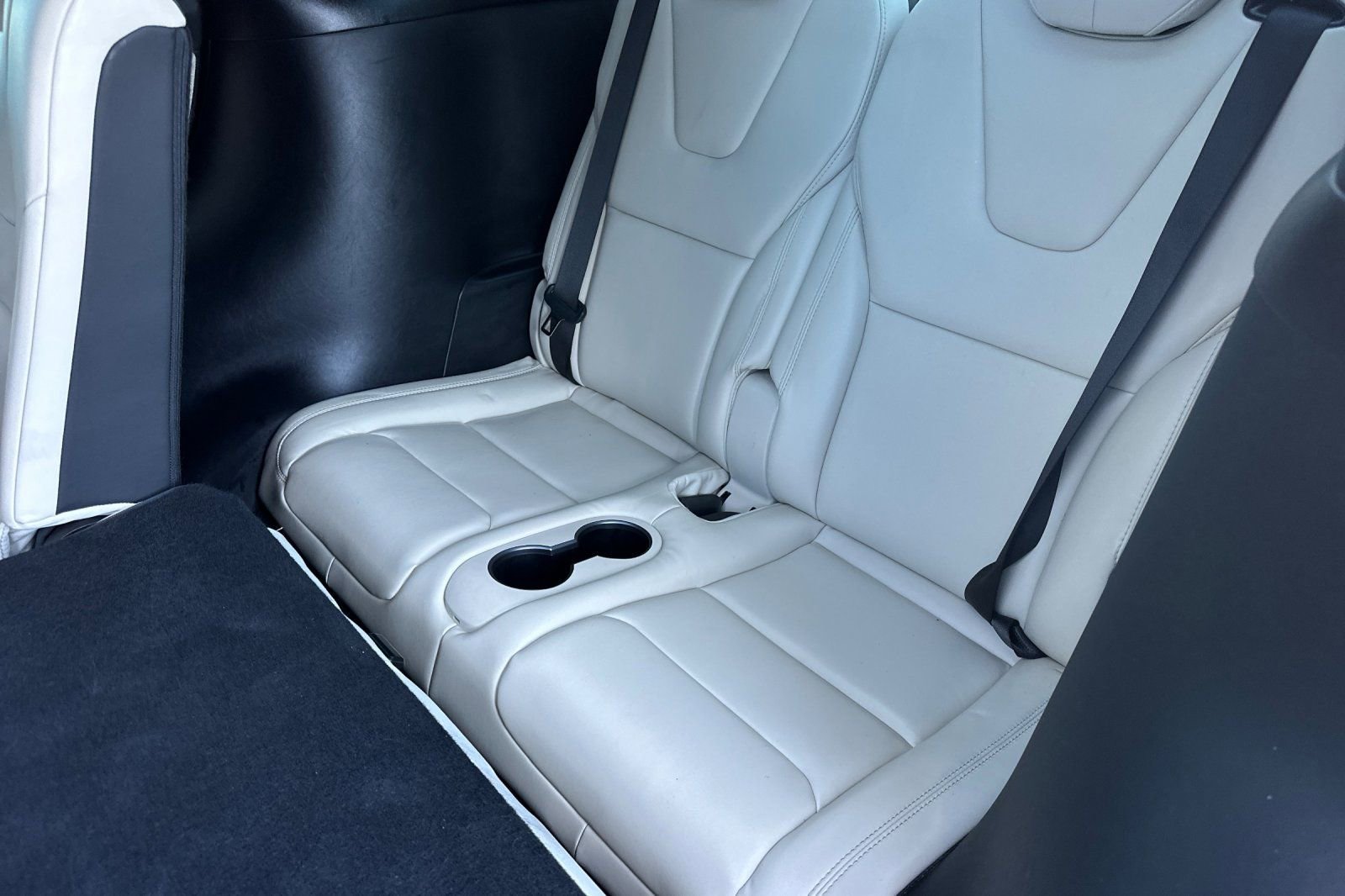 Used 2020 Tesla Model X Performance image 19