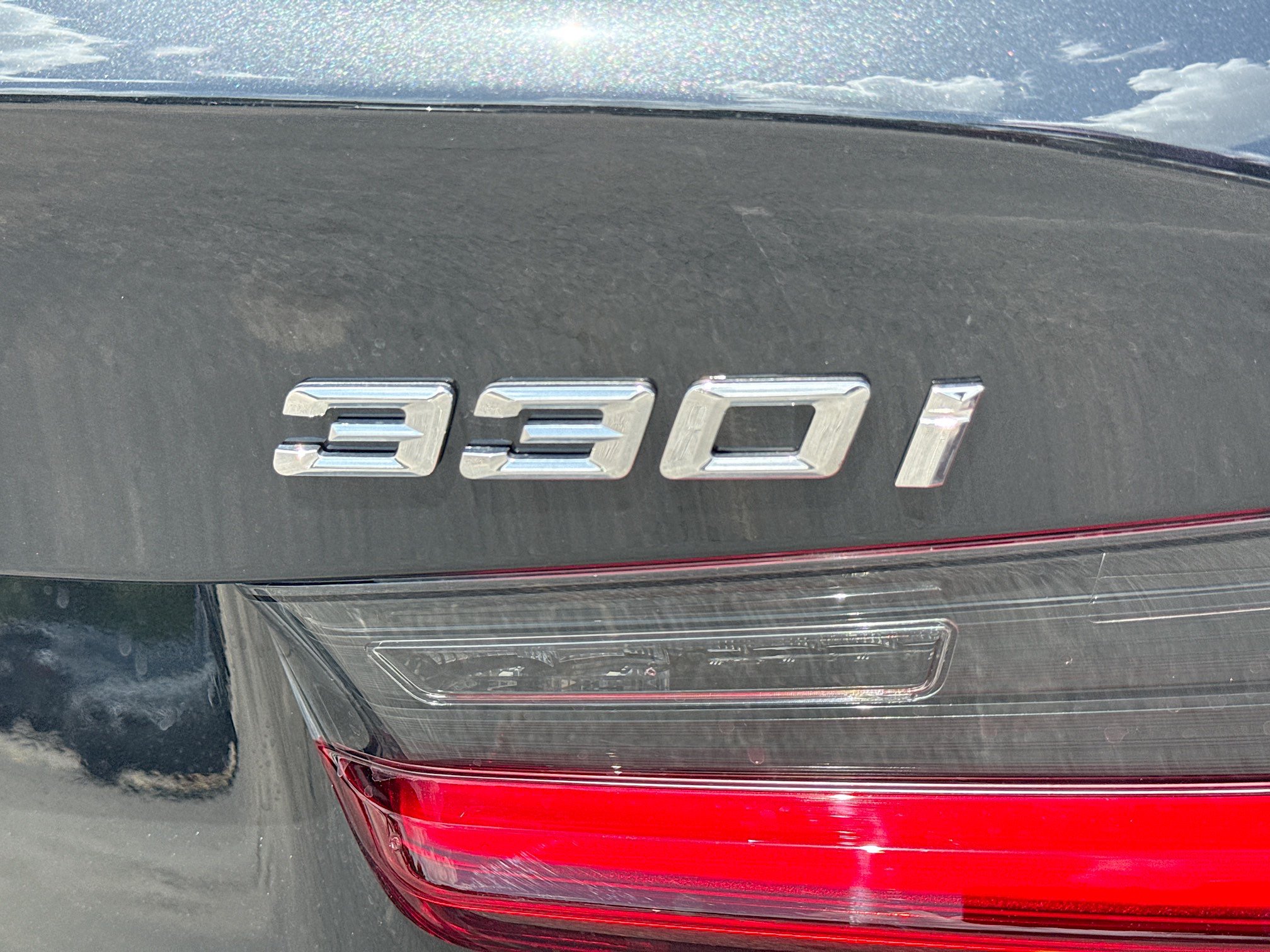 New 2026 BMW 330i Sedan w/ Convenience Package RWD image 11