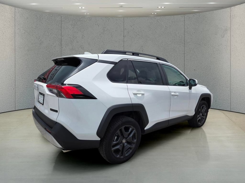 Used 2024 Toyota RAV4 Adventure AWD/4WD image 5