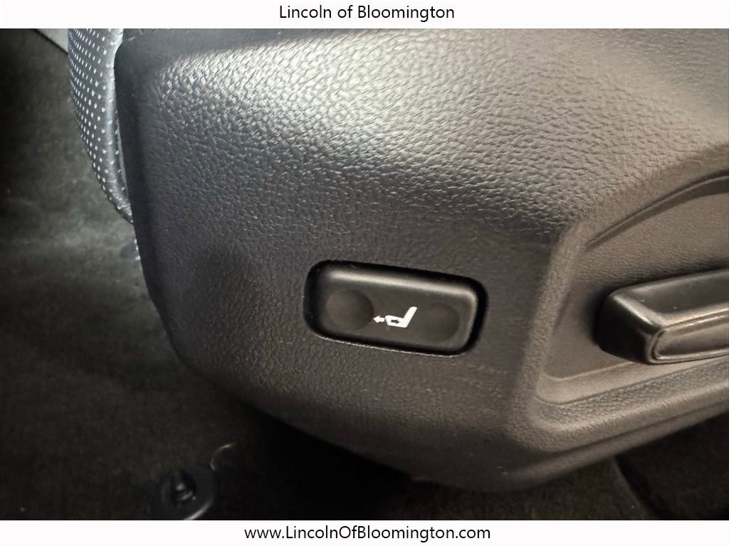 Used 2025 Toyota Tundra Platinum image 36