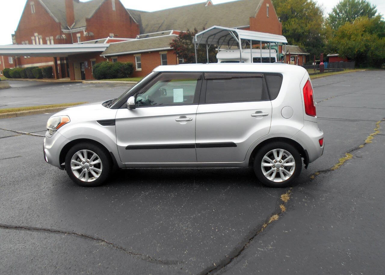 Used 2012 Kia Soul + image 9