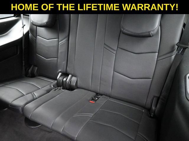 Used 2020 Cadillac Escalade Premium Luxury image 40