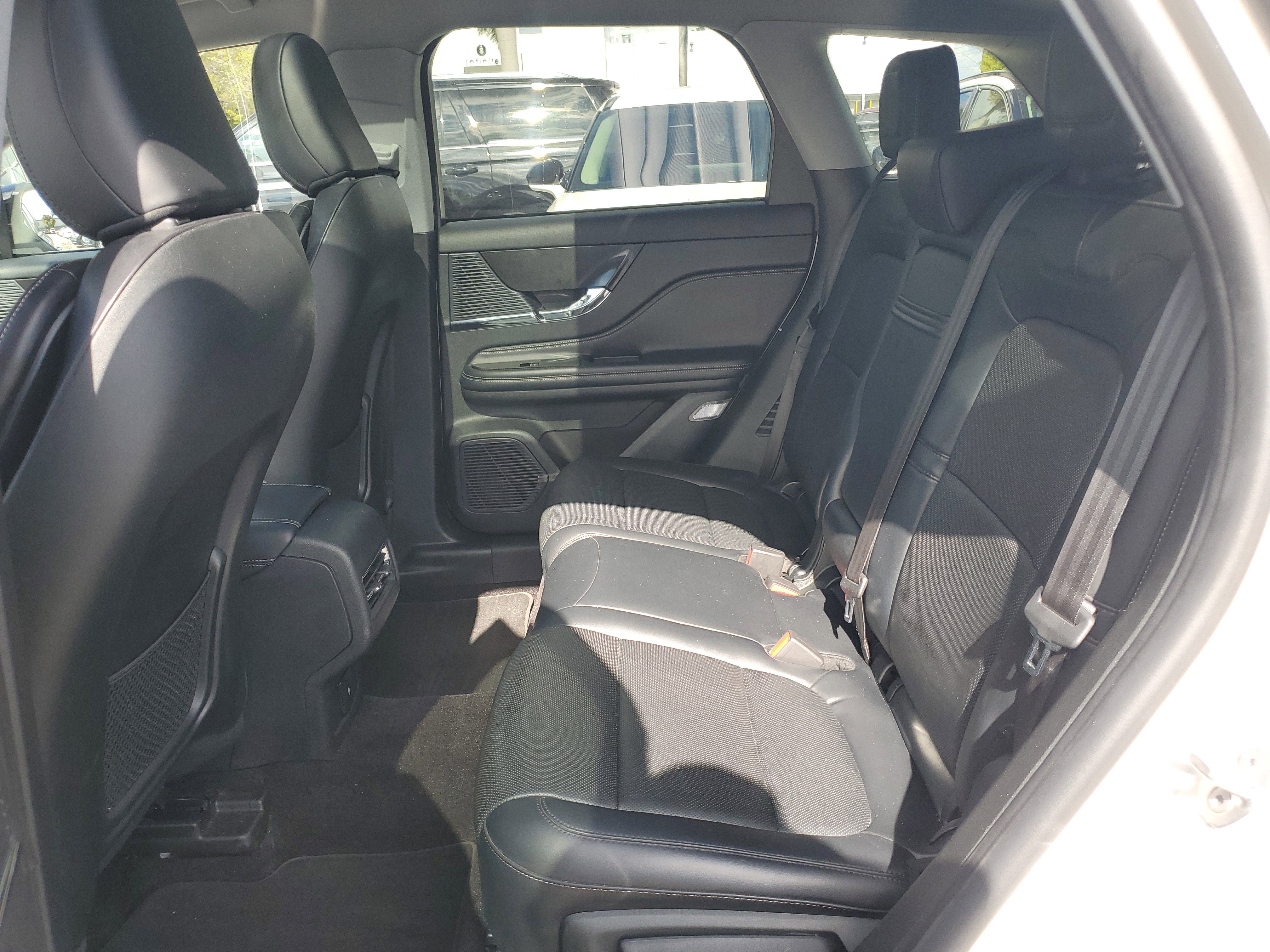 Certified 2022 Lincoln Corsair Reserve image 9