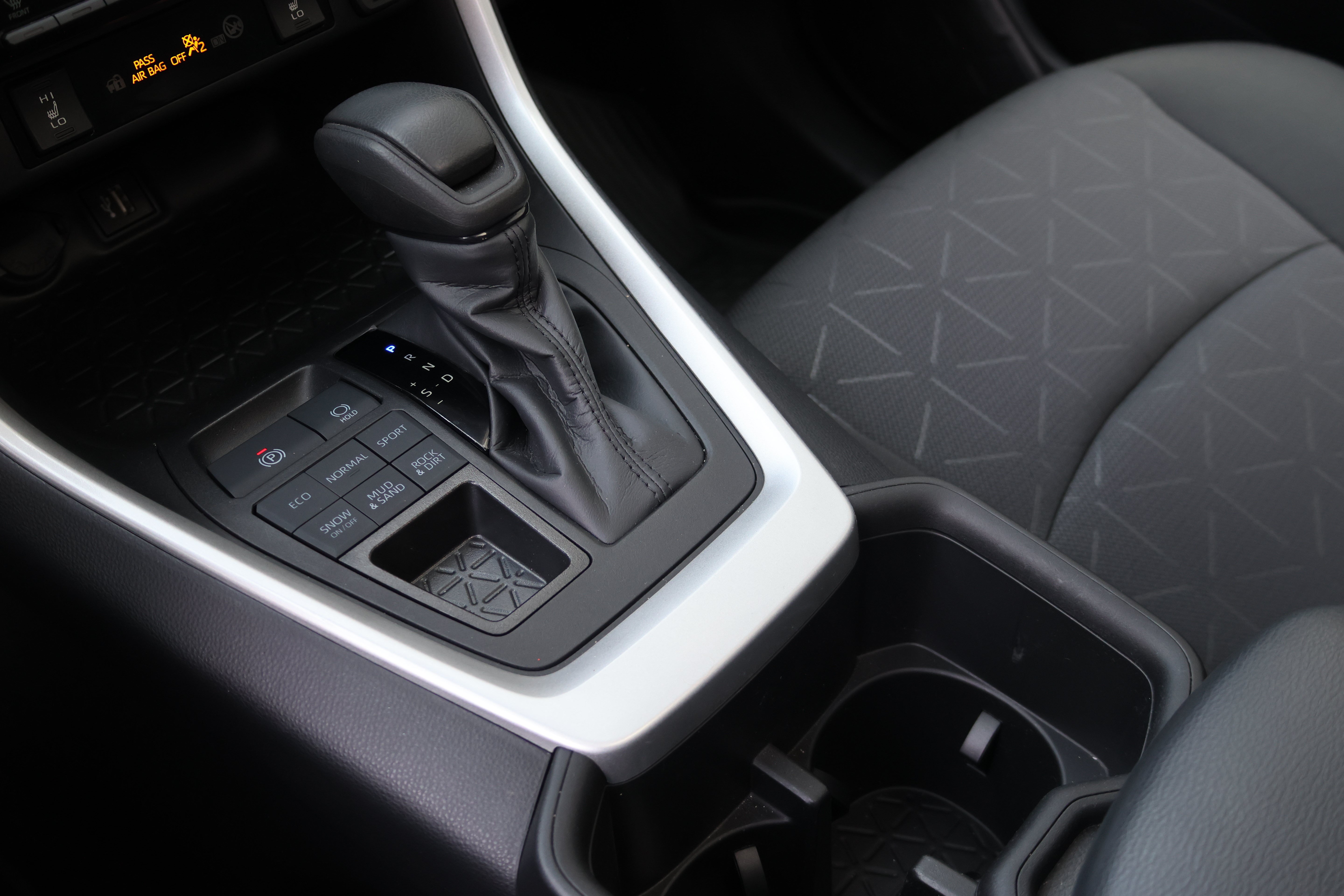 Used 2024 Toyota RAV4 XLE w/ Convenience Package AWD/4WD image 34