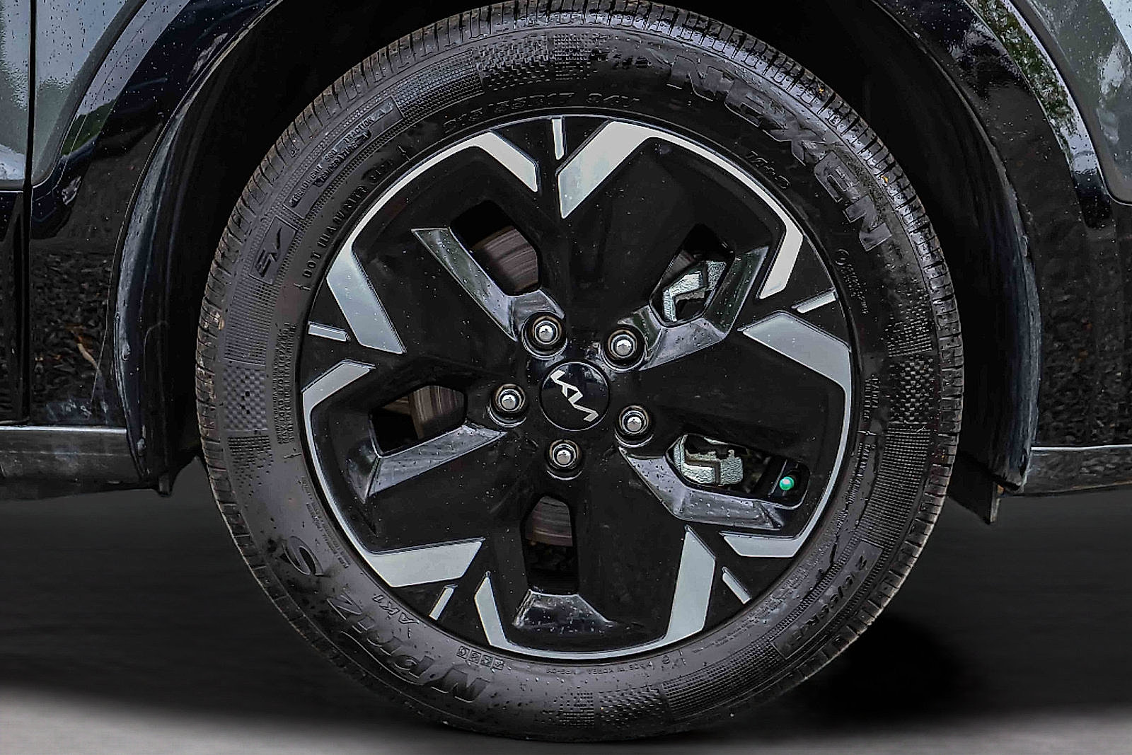 Certified 2025 Kia Niro Wind w/ Wind Preserve Package FWD image 27