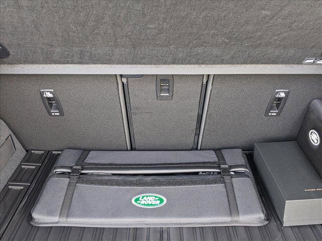 New 2025 Land Rover Range Rover Evoque S AWD/4WD image 18