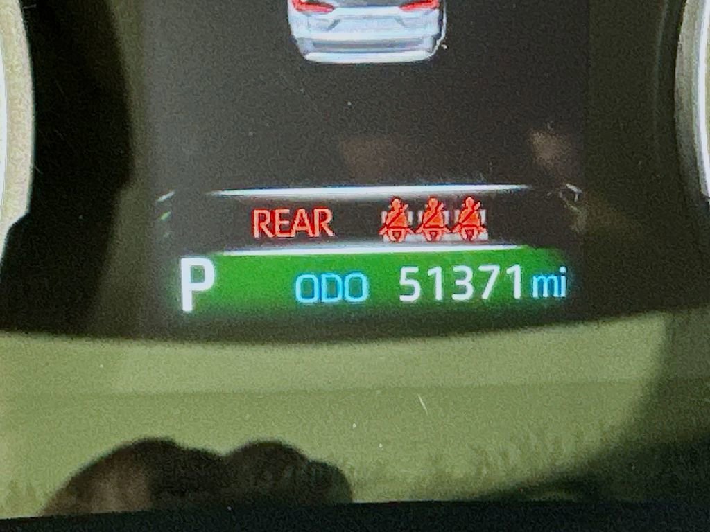 Used 2022 Toyota RAV4 SE w/ Convenience Package image 30