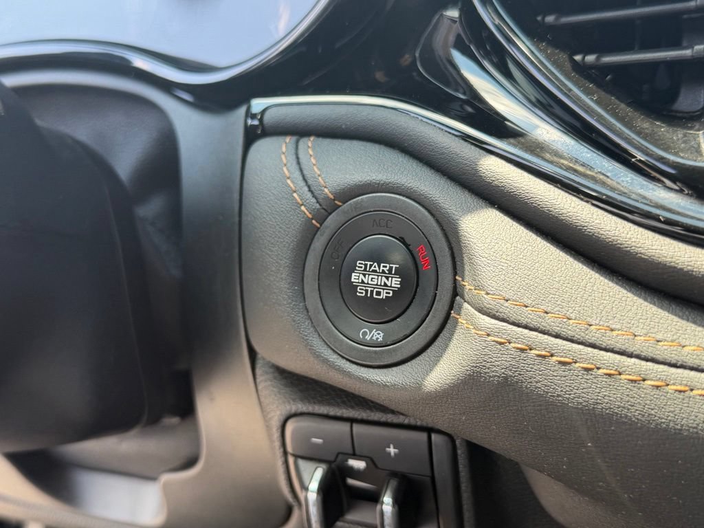 Used 2025 Dodge Durango R/T AWD/4WD image 21