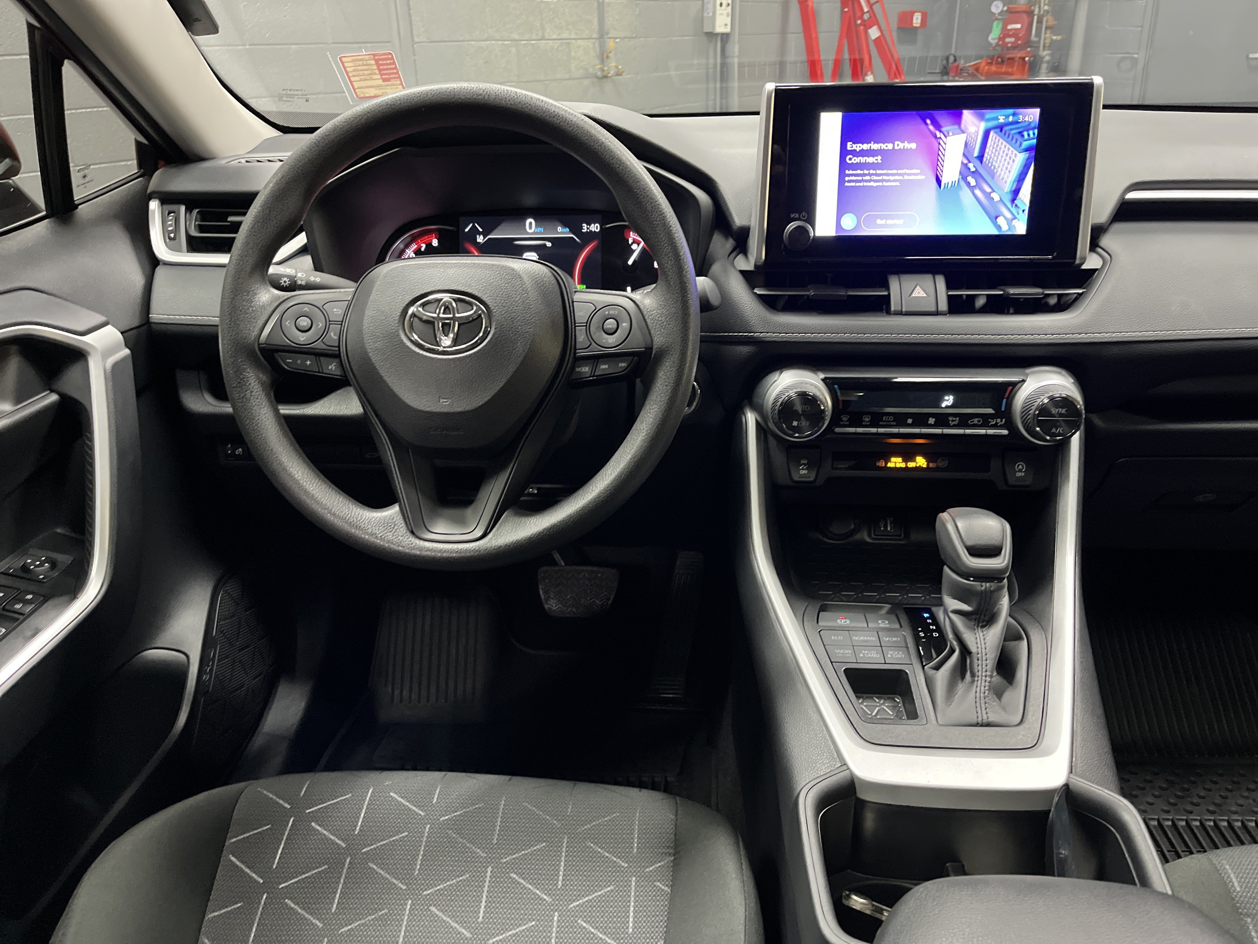 Certified 2025 Toyota RAV4 XLE w/ Convenience Package AWD/4WD image 29