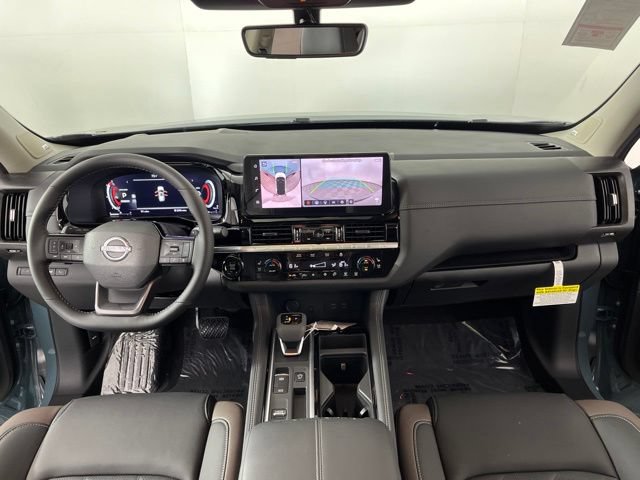 New 2026 Nissan Pathfinder Platinum FWD image 40