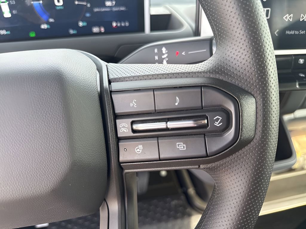 Used 2024 Chevrolet Brightdrop 400 w/ Commercial Equipment Package AWD/4WD image 14