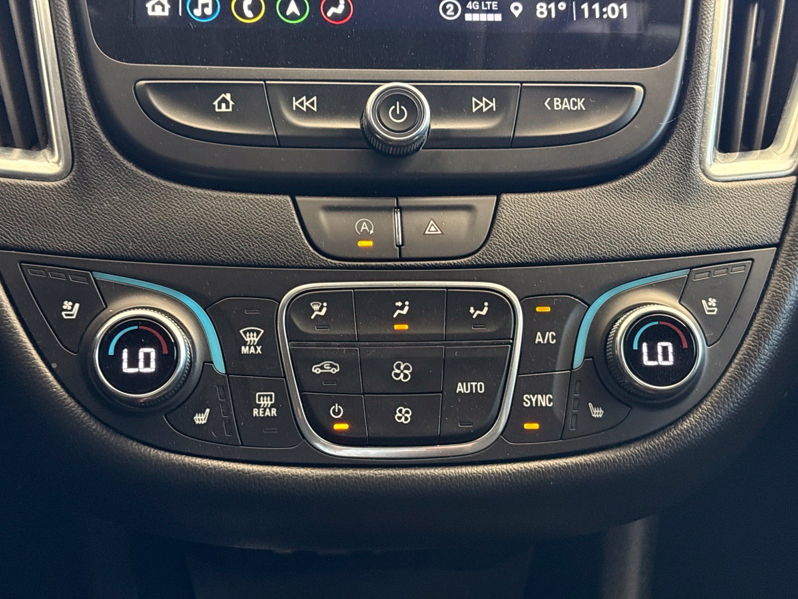Used 2024 Chevrolet Malibu LT FWD image 24