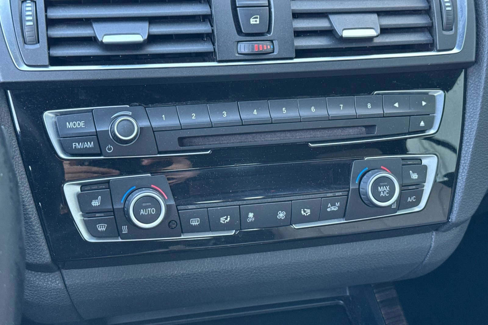 Used 2016 BMW M235i xDrive Convertible image 17