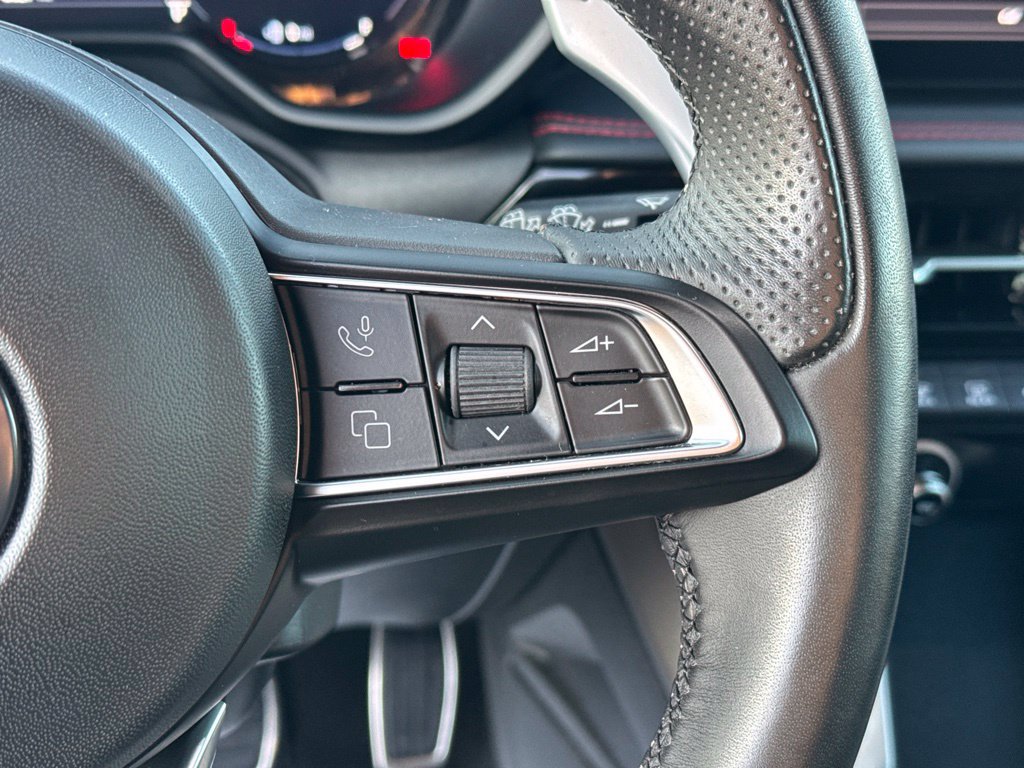 Used 2024 Dodge Hornet R/T AWD/4WD image 16