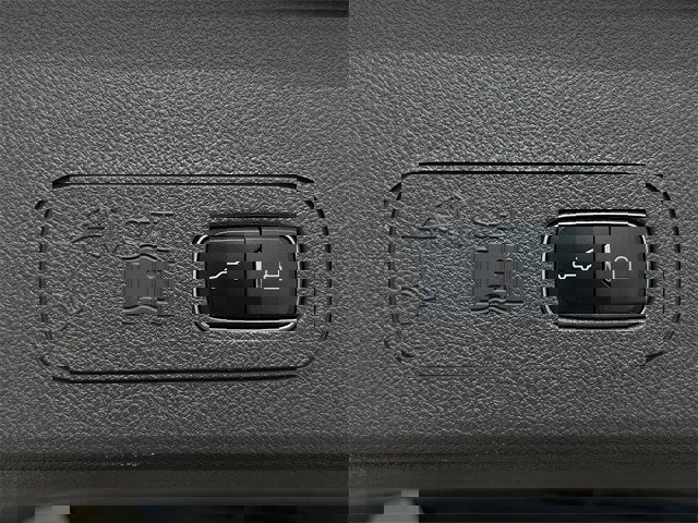 Used 2021 Lincoln Aviator Reserve w/ Elements Package Plus image 36