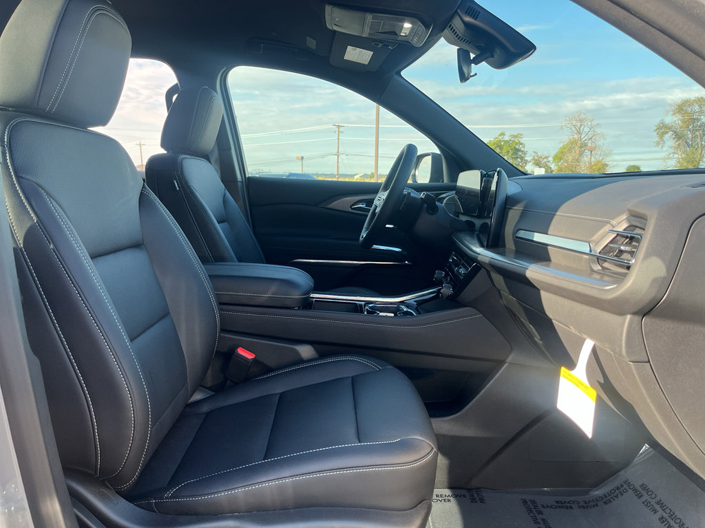 New 2026 Chevrolet Traverse LT image 15