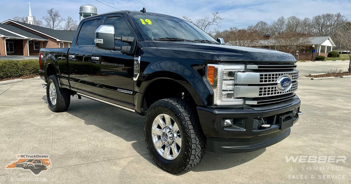 Used 2019 Ford F250 Platinum w/ Platinum Ultimate Package AWD/4WD image 4