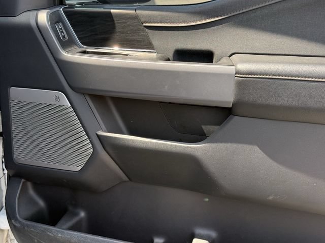 Used 2025 Ford F150 Lariat AWD/4WD image 29