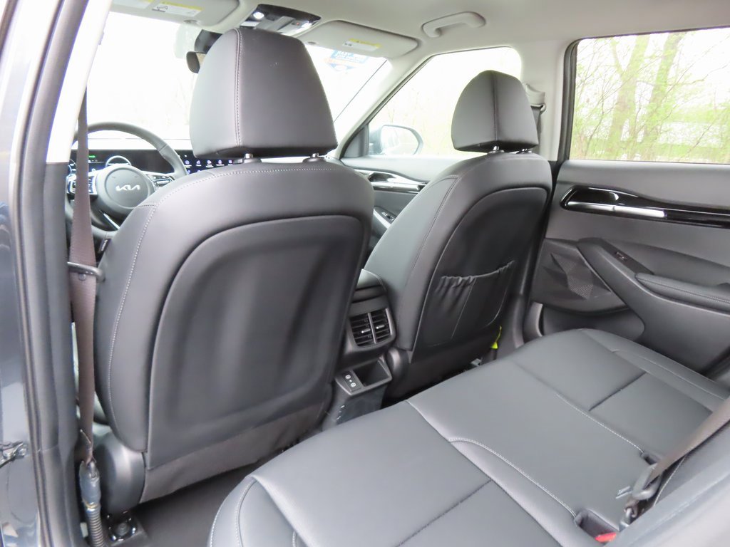 Certified 2025 Kia Seltos SX image 22