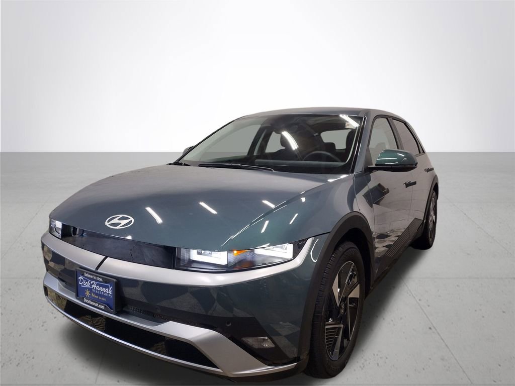 Used 2025 Hyundai Ioniq 5 SE image 2