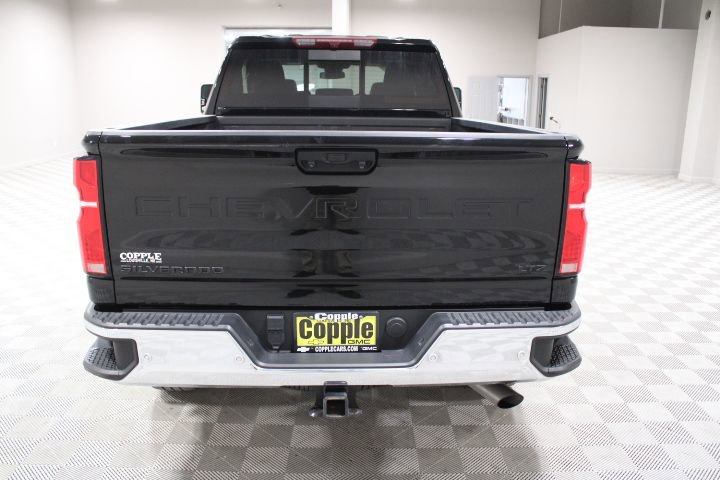 Used 2024 Chevrolet Silverado 2500 LTZ w/ LTZ Convenience Package image 11