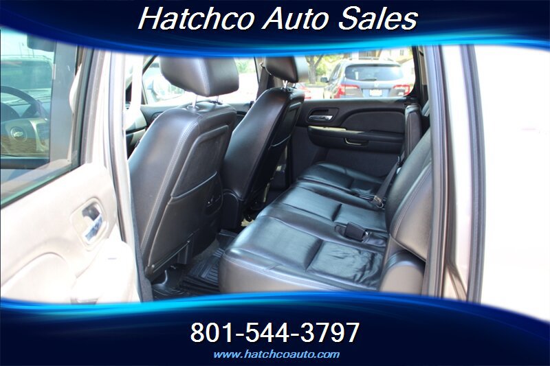 Used 2012 Chevrolet Suburban LT AWD/4WD image 15