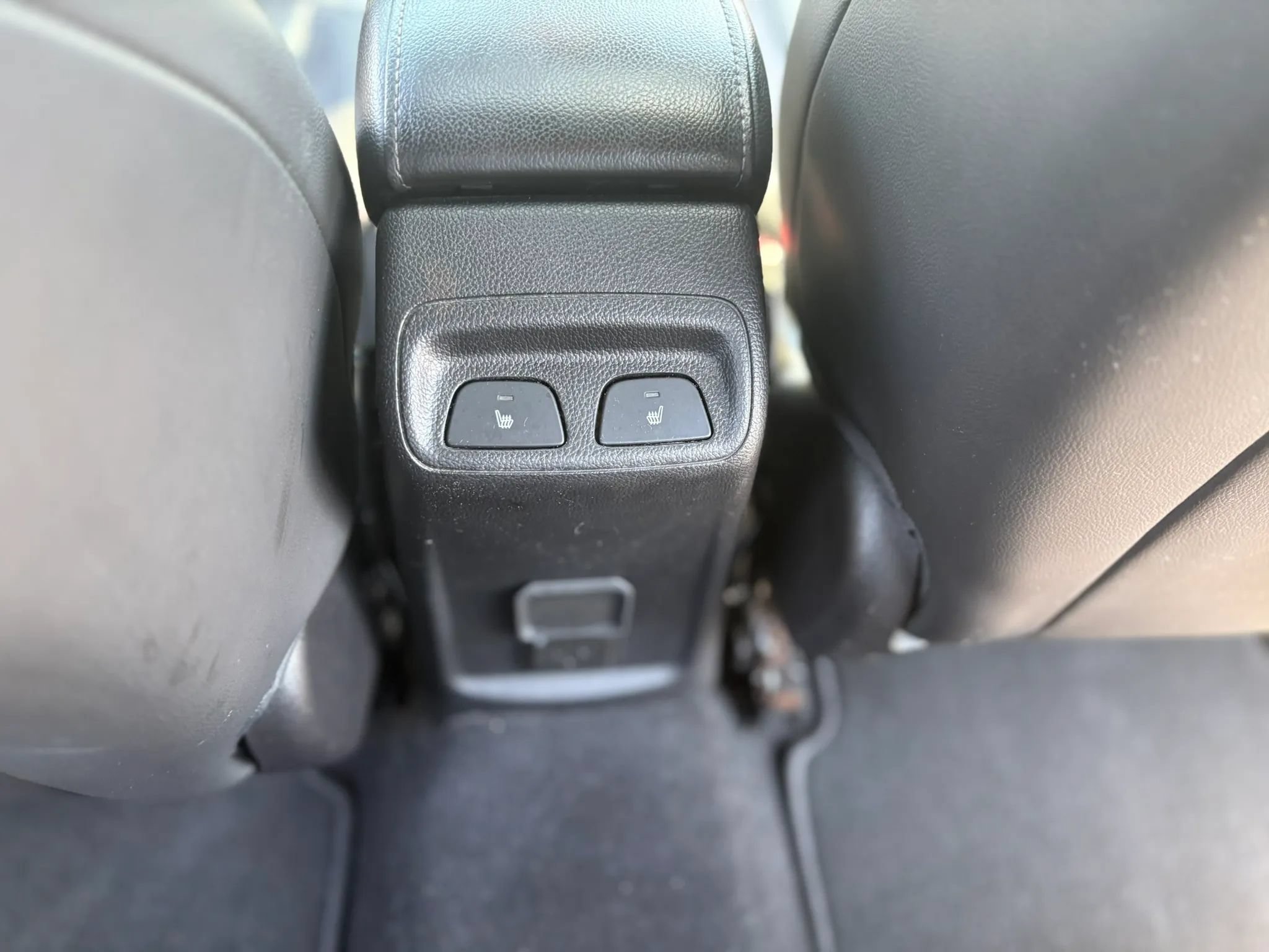 Used 2016 Chevrolet Cruze Premier FWD image 31