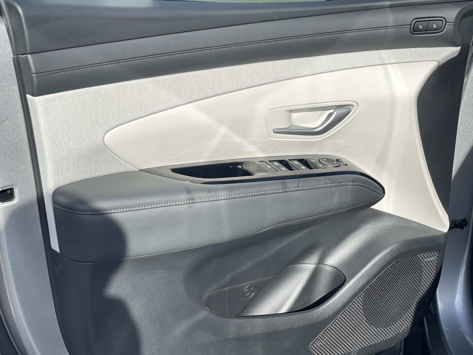 Used 2025 Hyundai Tucson Limited image 20