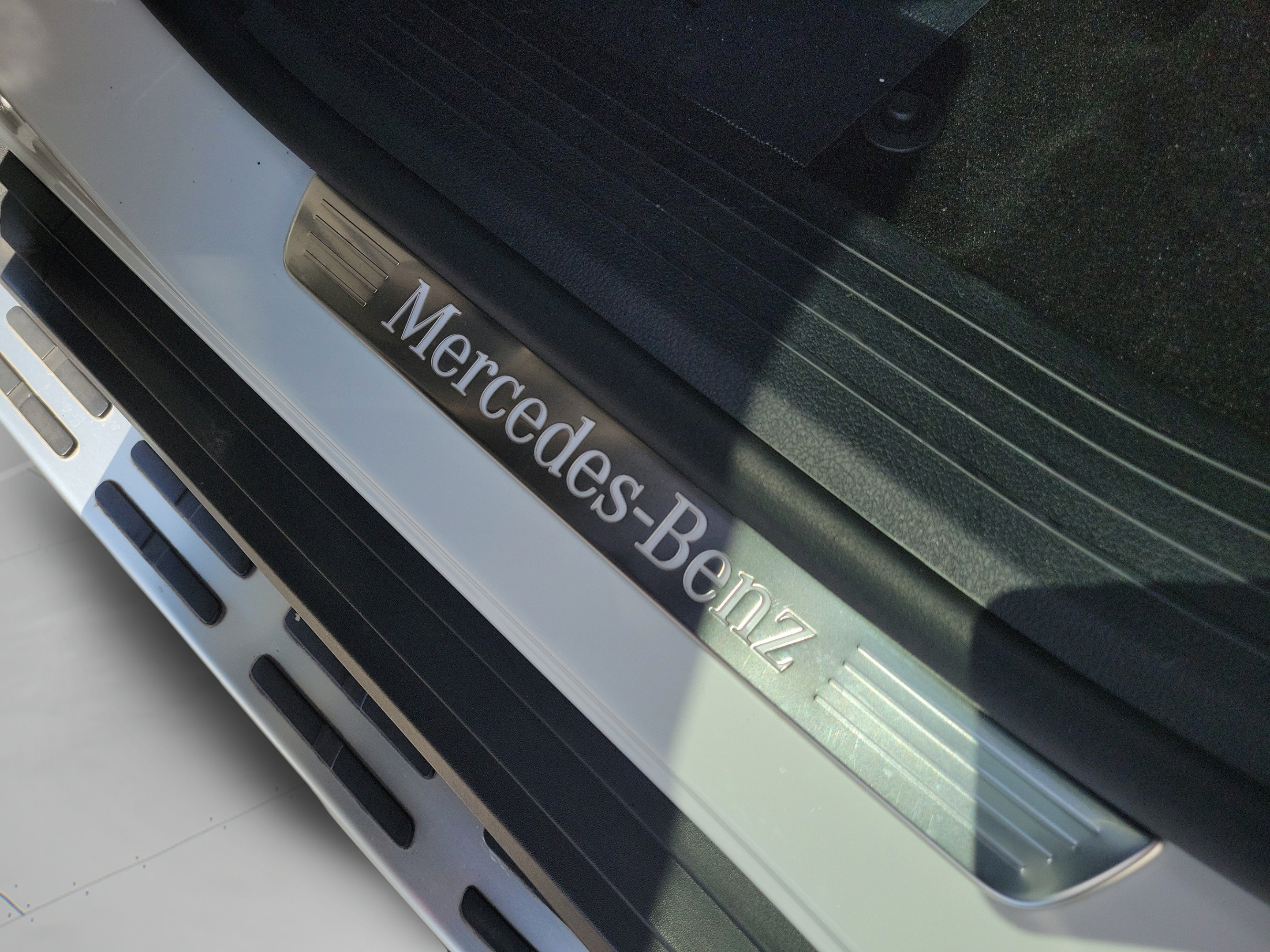 Used 2021 Mercedes-Benz GLE 350 4MATIC image 34