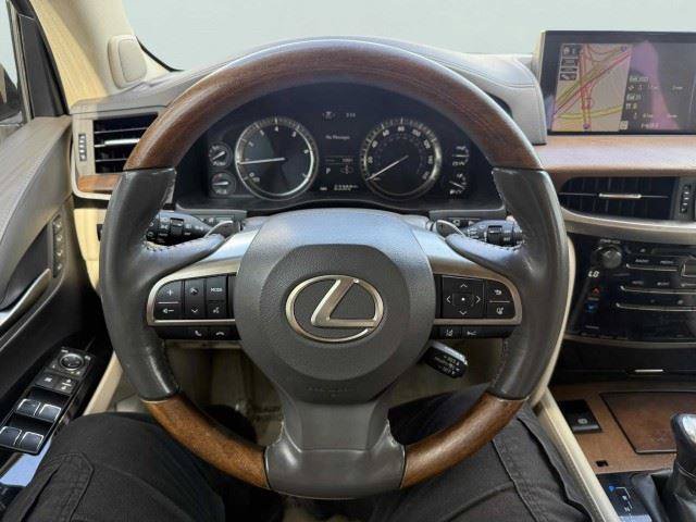 Used 2019 Lexus LX 570 4WD w/ Luxury Package image 23