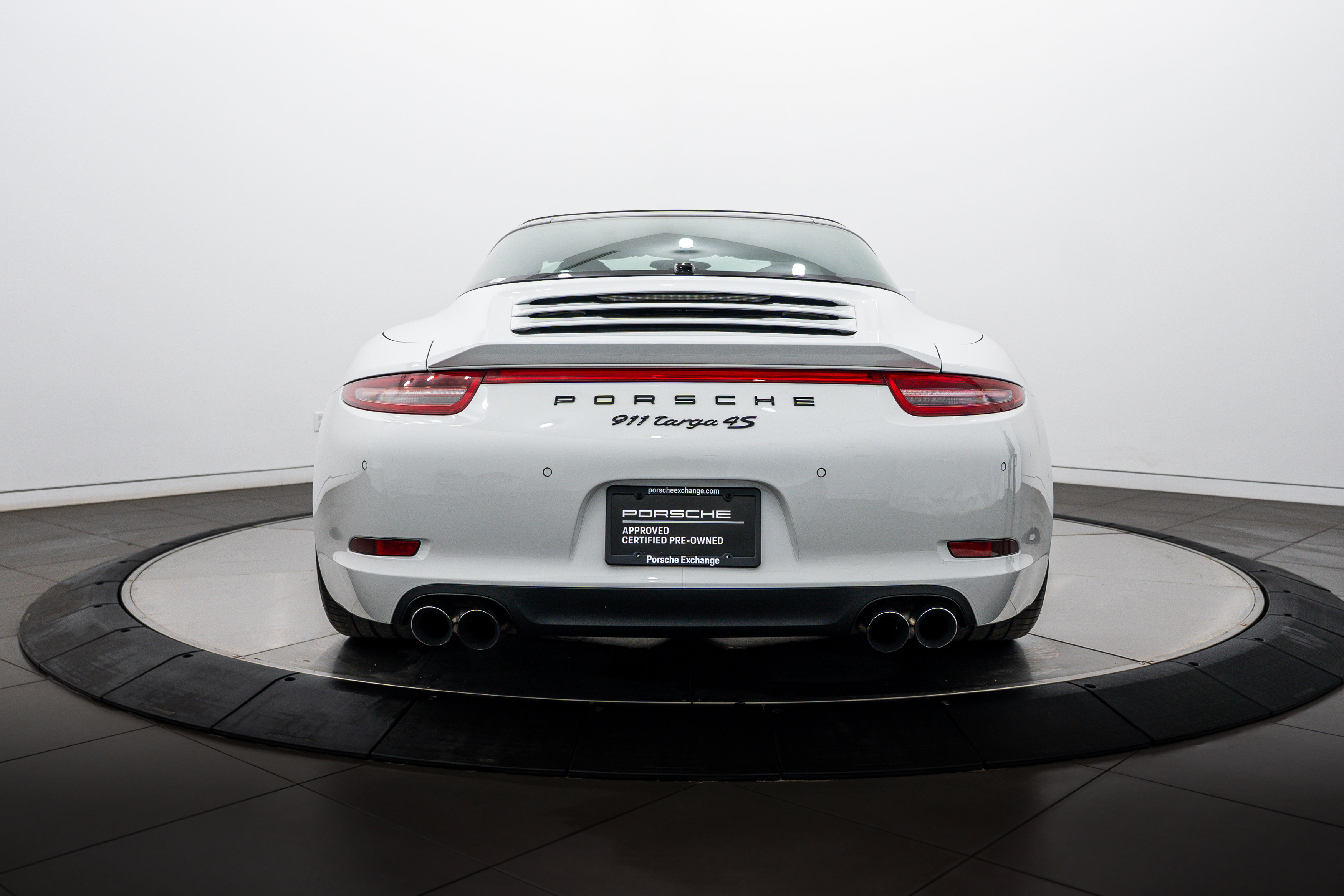 Certified 2014 Porsche 911 Targa 4S image 32
