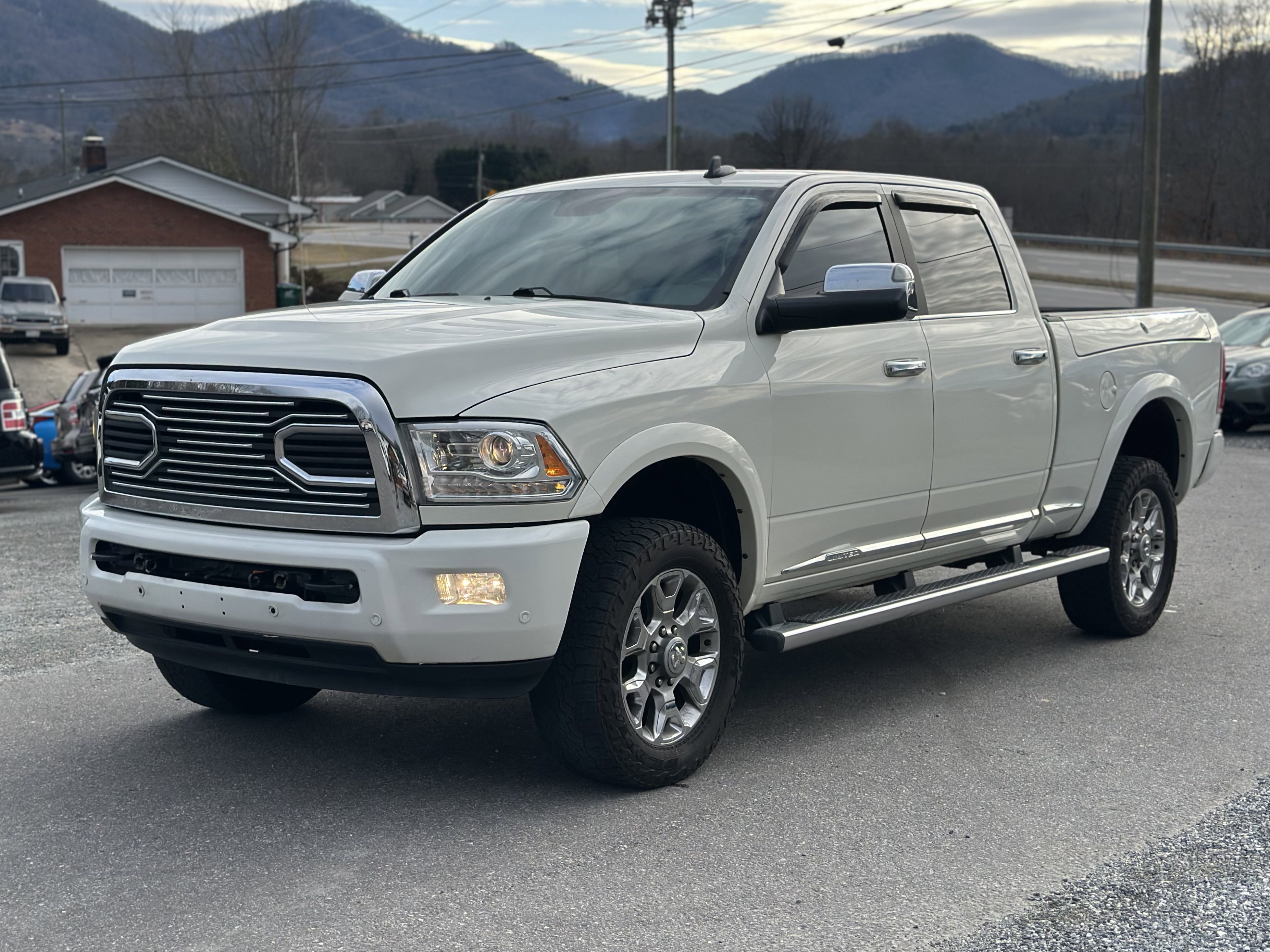 Used 2016 RAM 2500 Limited AWD/4WD image 7