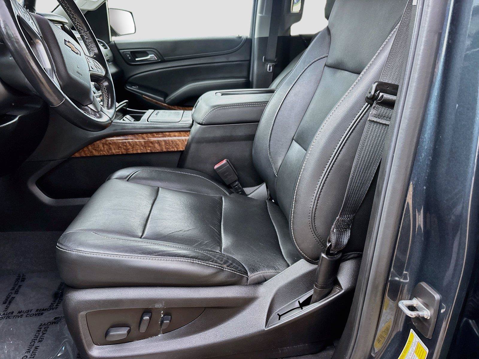 Used 2019 Chevrolet Tahoe Premier AWD/4WD image 18
