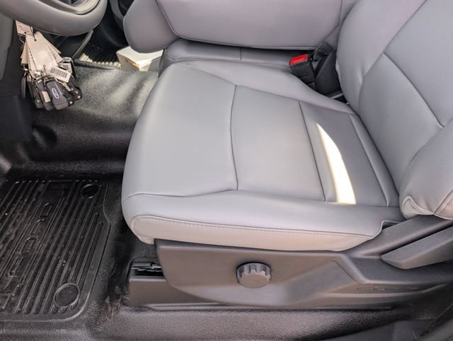 New 2026 Ford F550 4x4 Regular Cab Super Duty image 20