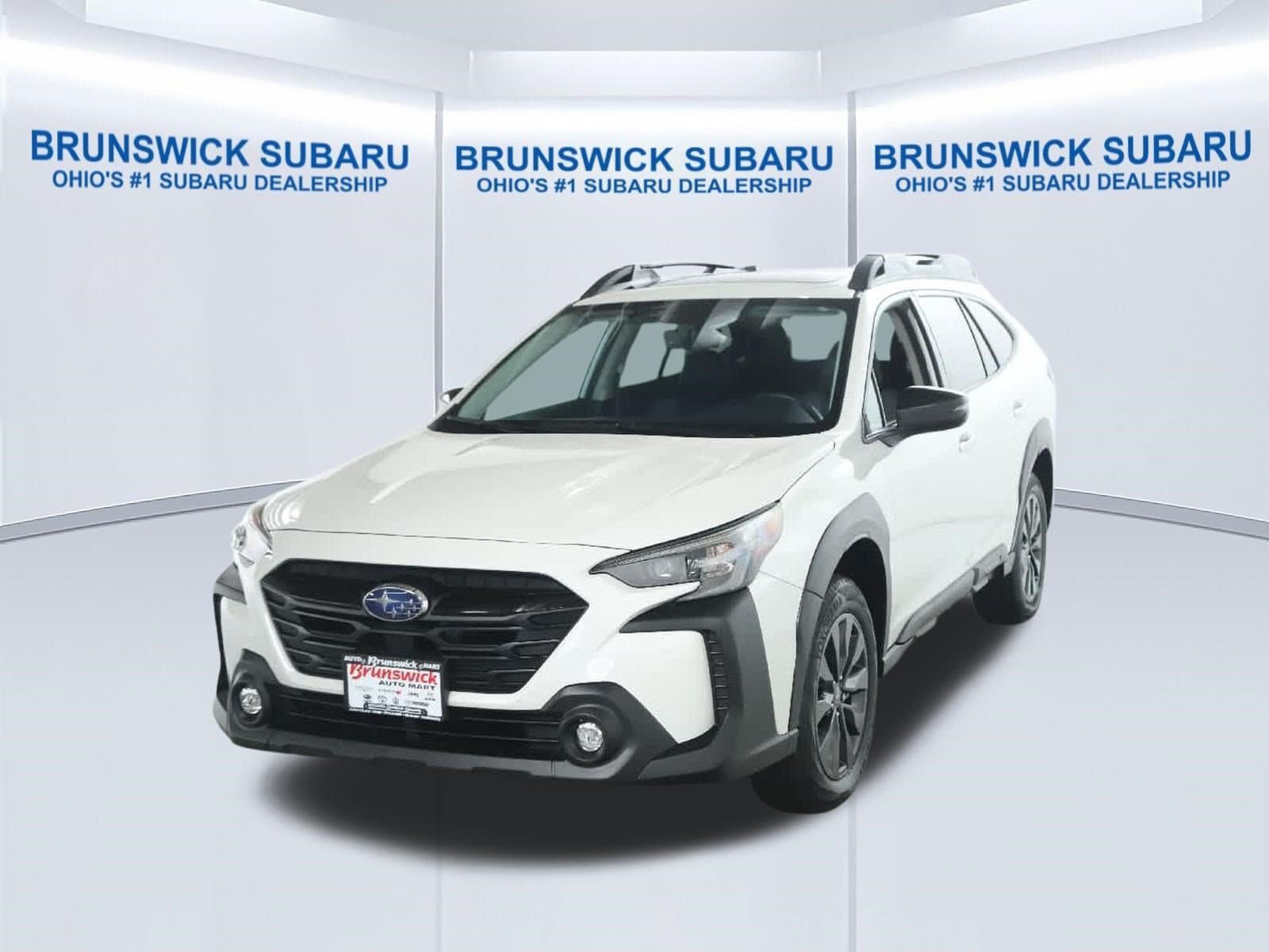 Used 2024 Subaru Outback Onyx Edition AWD/4WD image 1
