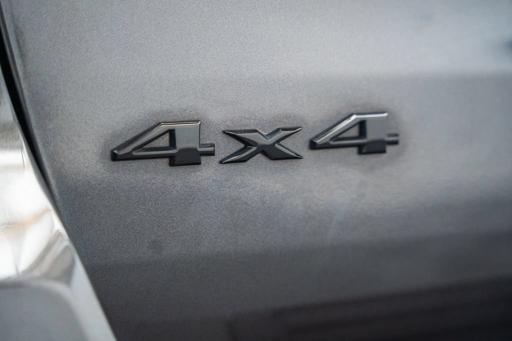 Used 2021 Jeep Grand Cherokee Laredo X AWD/4WD image 10