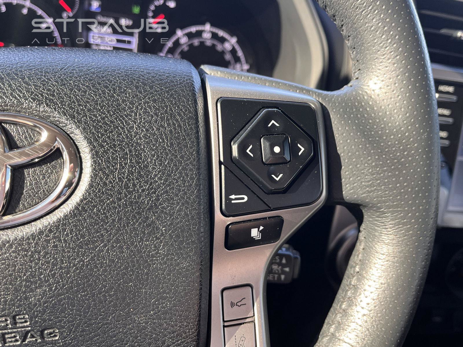 Used 2023 Toyota 4Runner SR5 AWD/4WD image 19