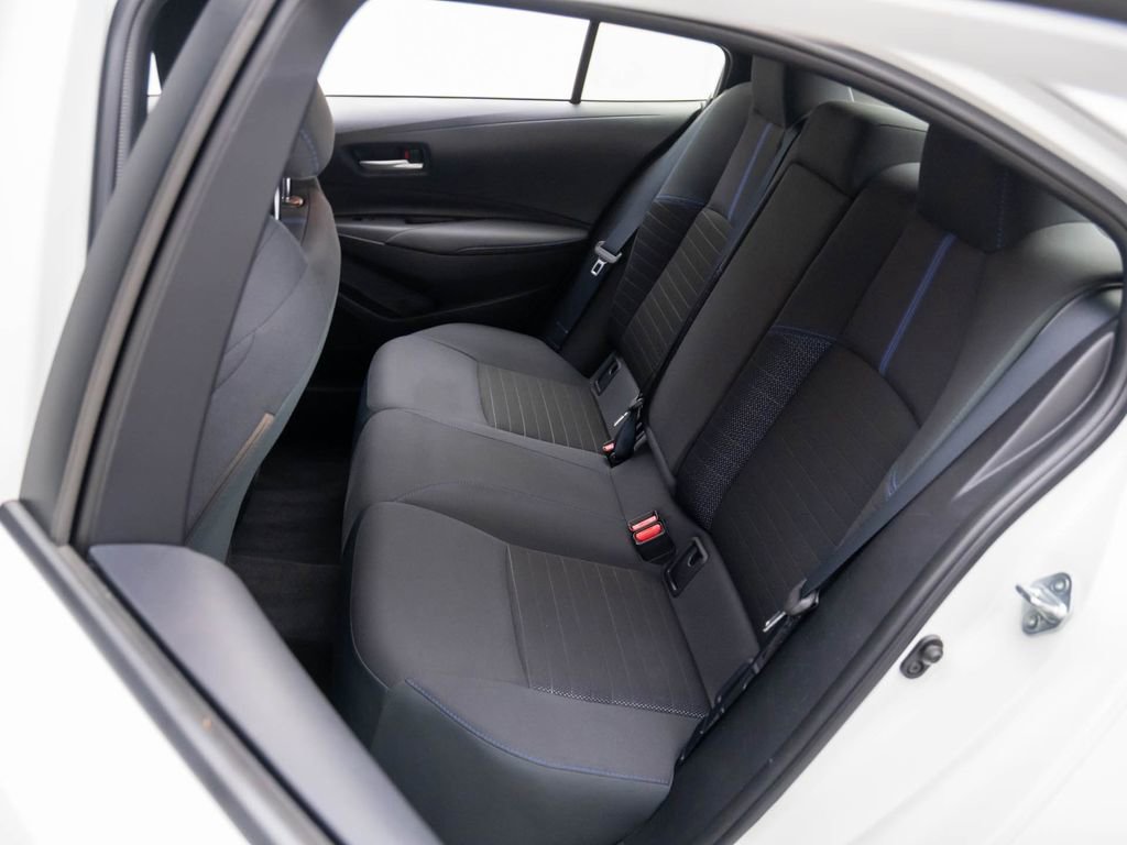 Used 2020 Toyota Corolla SE w/ SE Premium Package image 15