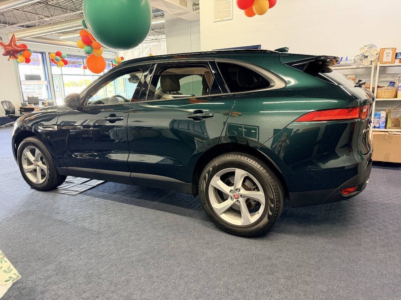Used 2018 Jaguar F-PACE Premium AWD/4WD image 7