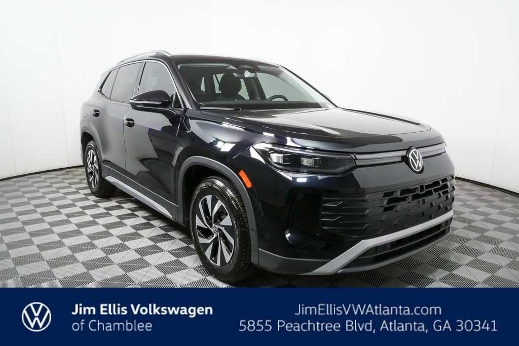 New 2026 Volkswagen Tiguan S FWD image 1