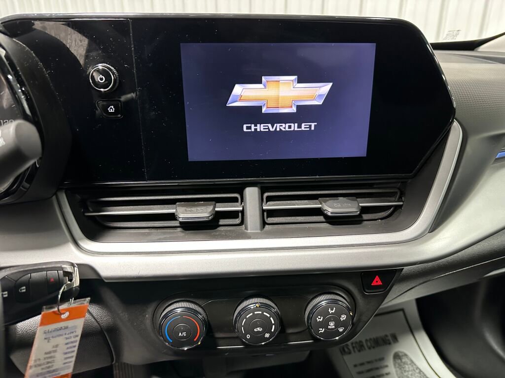 Used 2024 Chevrolet Trax LS w/ Driver Confidence Package image 12