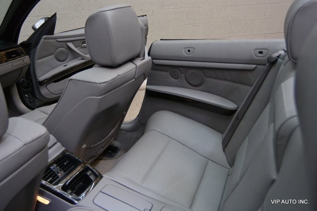 Used 2007 BMW 335i Convertible image 22