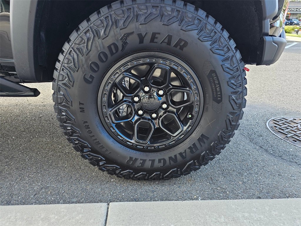 New 2026 Chevrolet Colorado ZR2 w/ ZR2 Bison Edition image 9