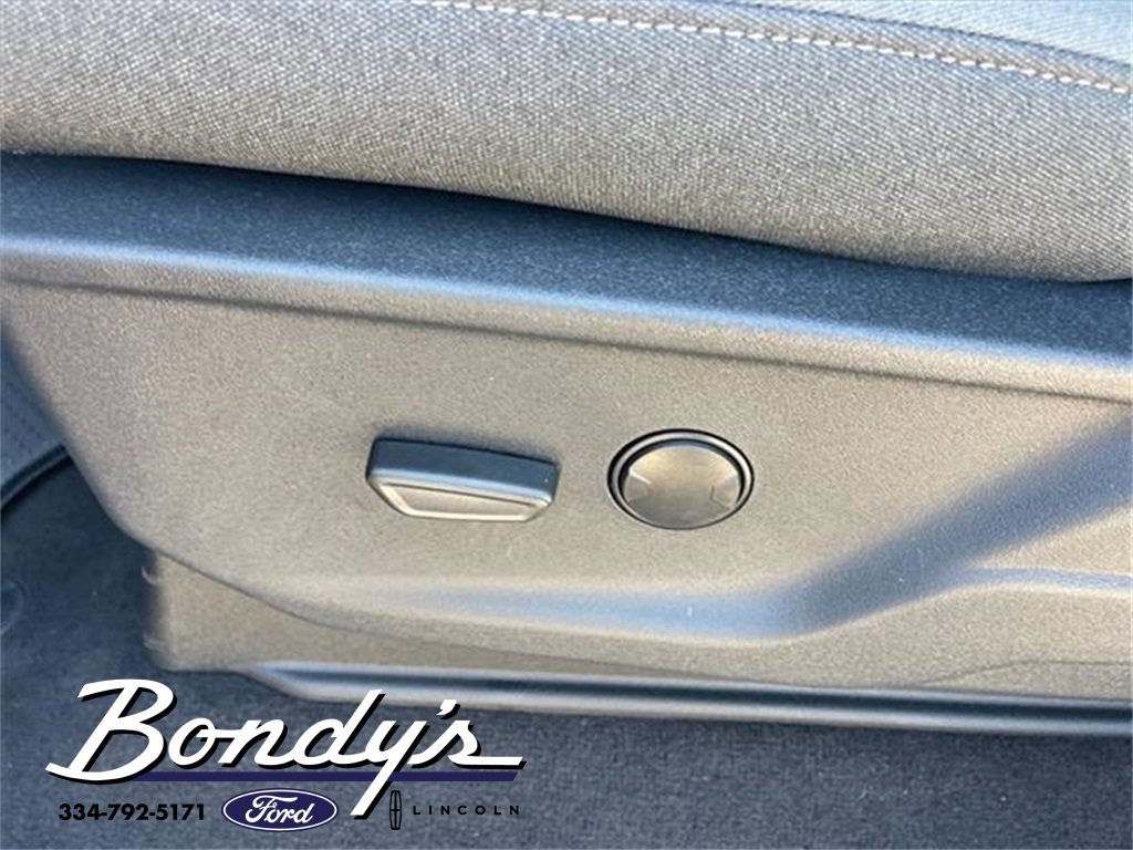 New 2025 Ford F250 XLT w/ Black Appearance Package image 6