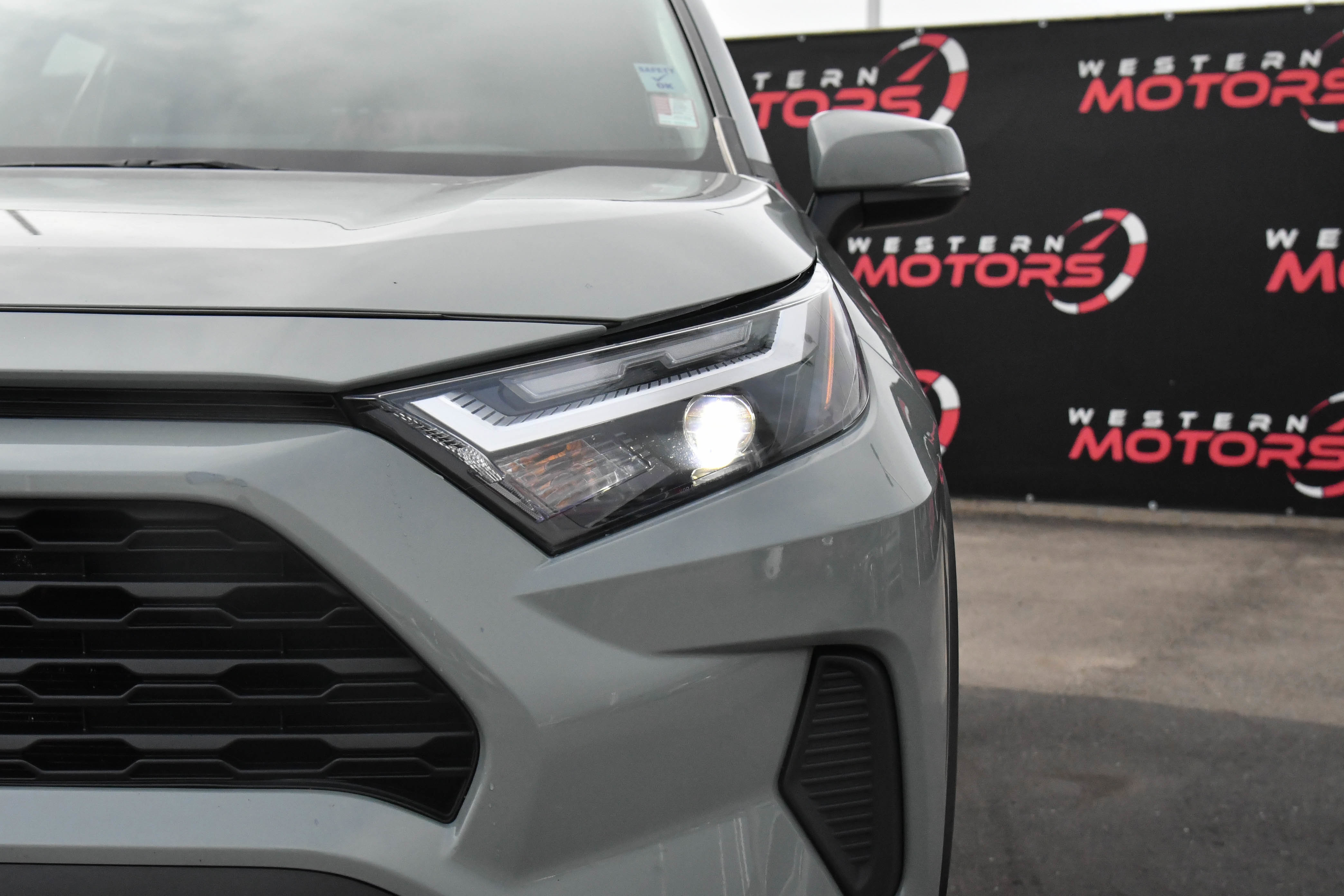 Used 2023 Toyota RAV4 XLE image 11