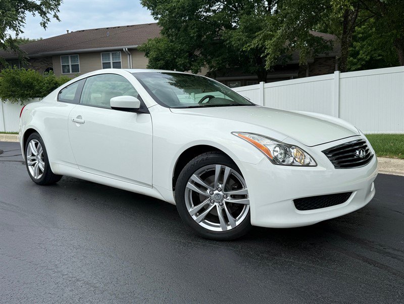 Used 2009 INFINITI G37 x Coupe w/ Premium Pkg AWD/4WD image 2