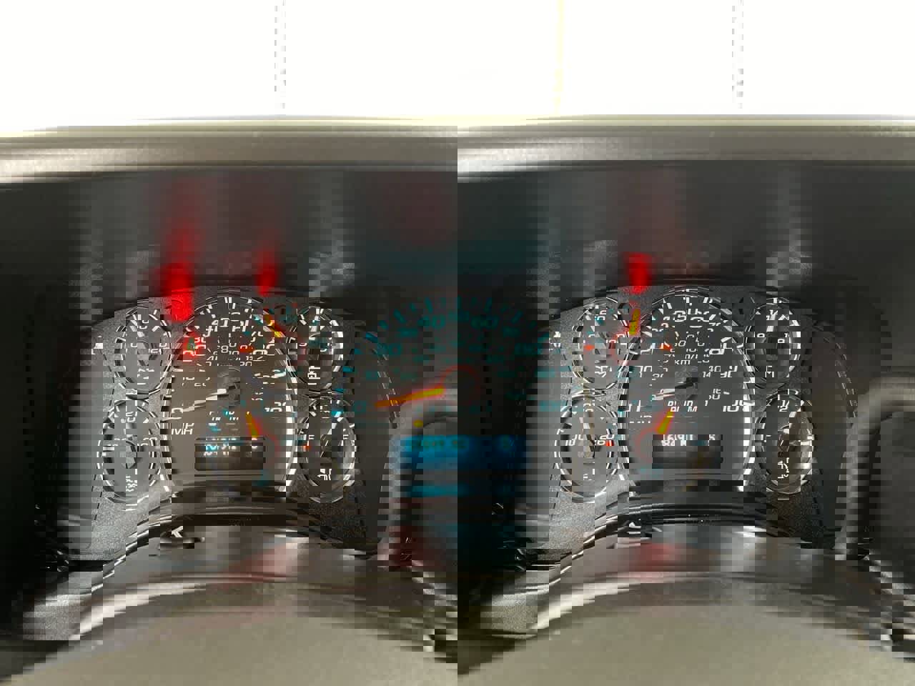 Used 2025 Chevrolet Express 2500 Extended w/ Driver Convenience Package image 24