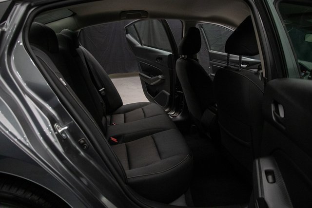 Used 2024 Nissan Altima 2.5 SV image 18