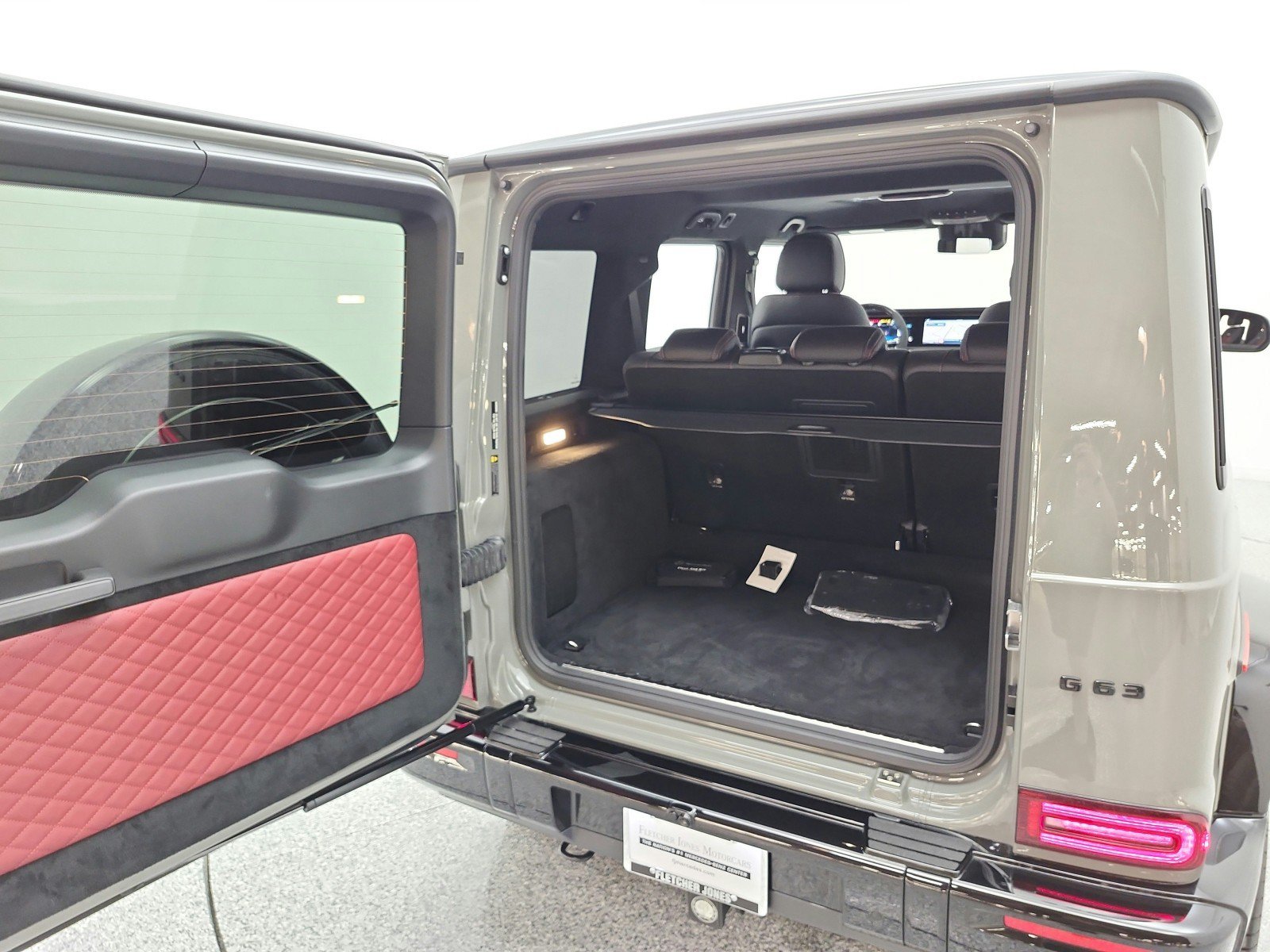 Certified 2025 Mercedes-Benz G 63 AMG 4MATIC image 21