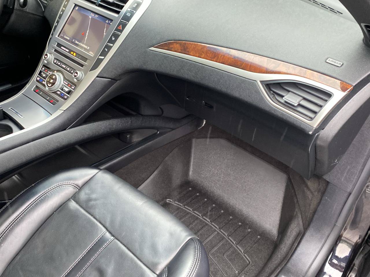 Used 2020 Lincoln MKZ Reserve AWD/4WD image 23